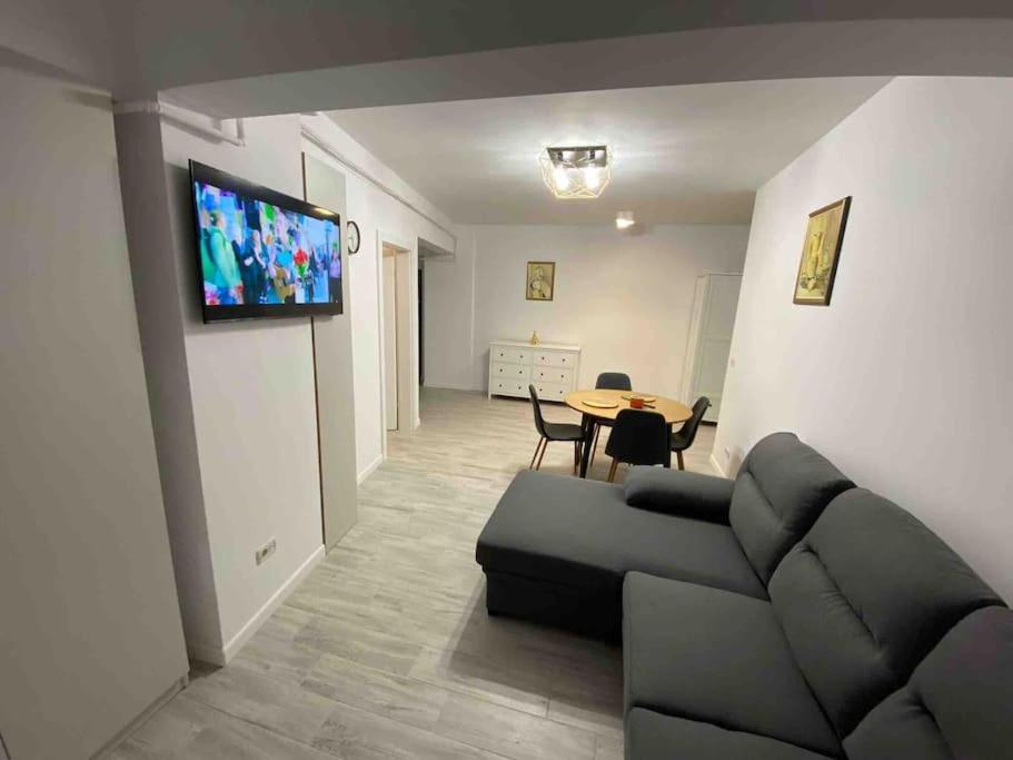 Appartement Zamca 08 à Suceava Extérieur photo